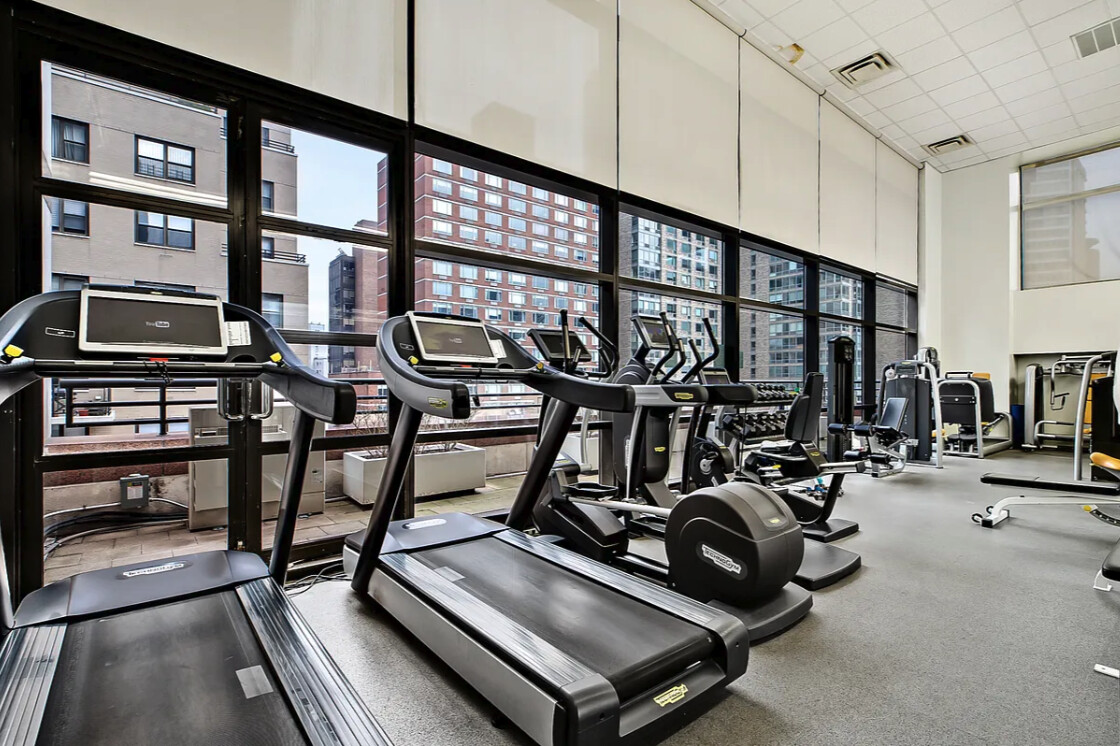 160 West 66th Street 17B Lincoln Square New York NY 10023