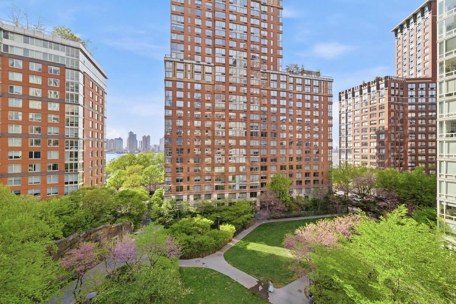 210 Warren Street Battery Park City New York NY 10282