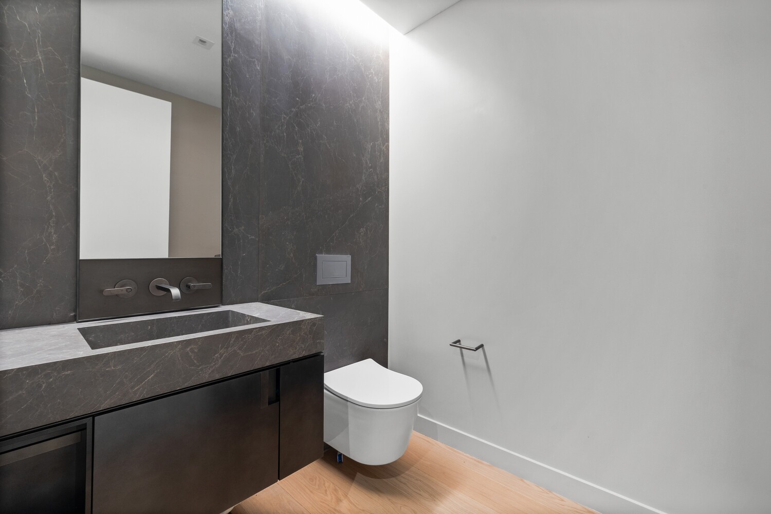 555 West 22nd Street 4BW Chelsea New York NY 10011