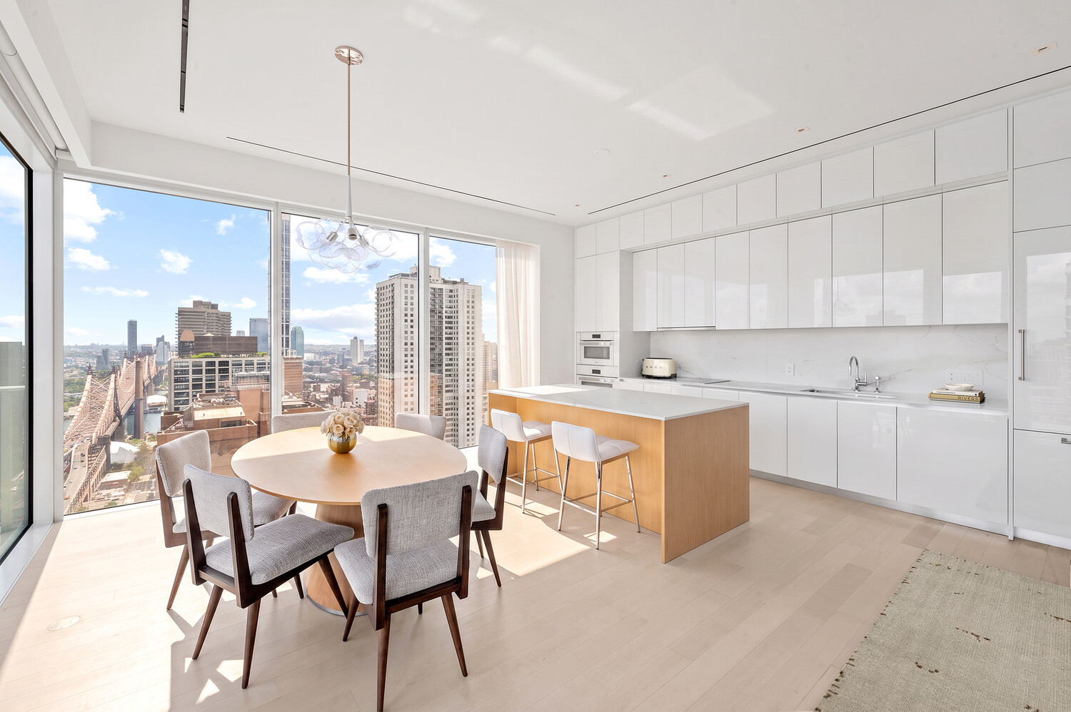 200 East 59th Street 27D Midtown East New York NY 10021