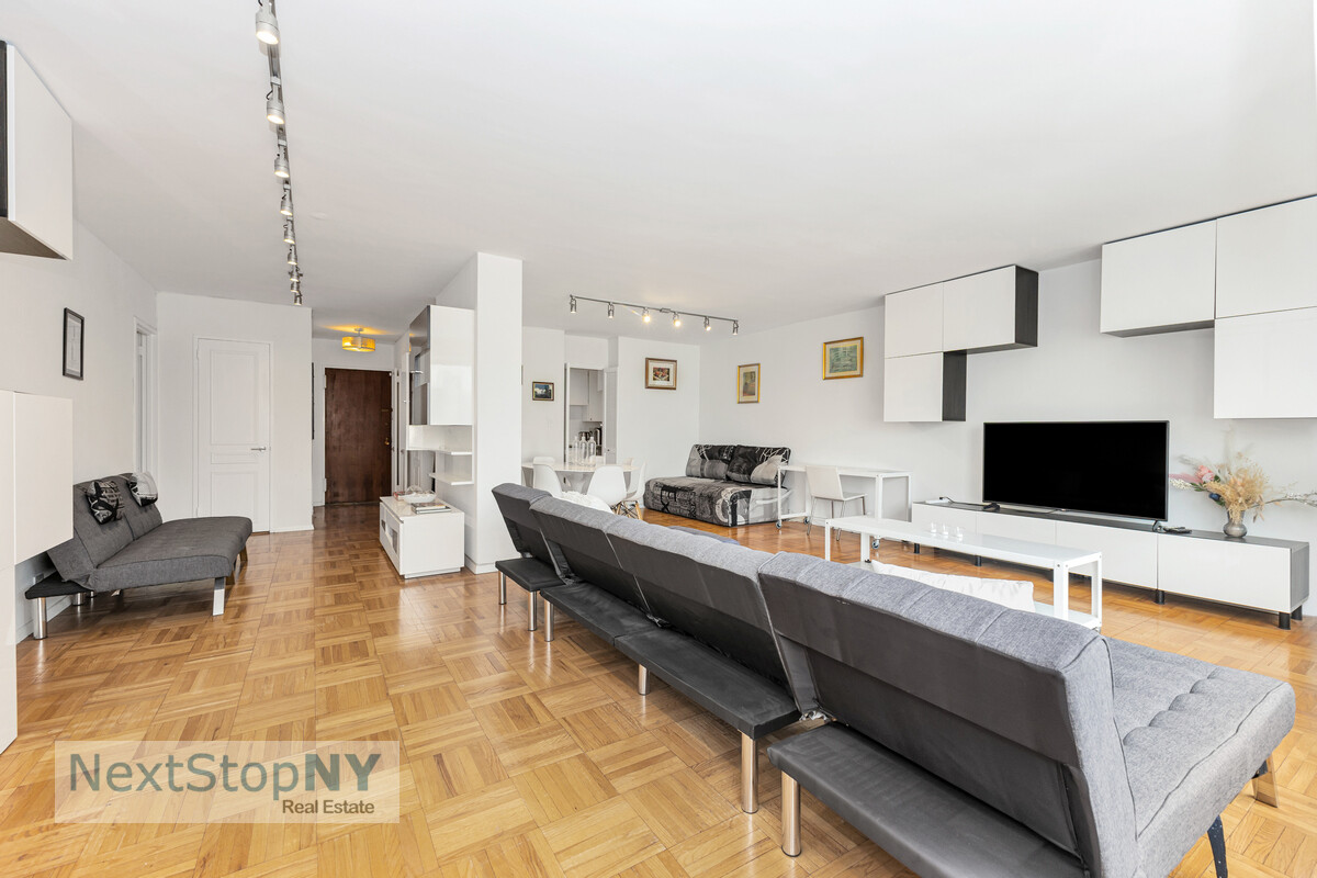 303 East 57th Street 24E Sutton Place New York NY 10022