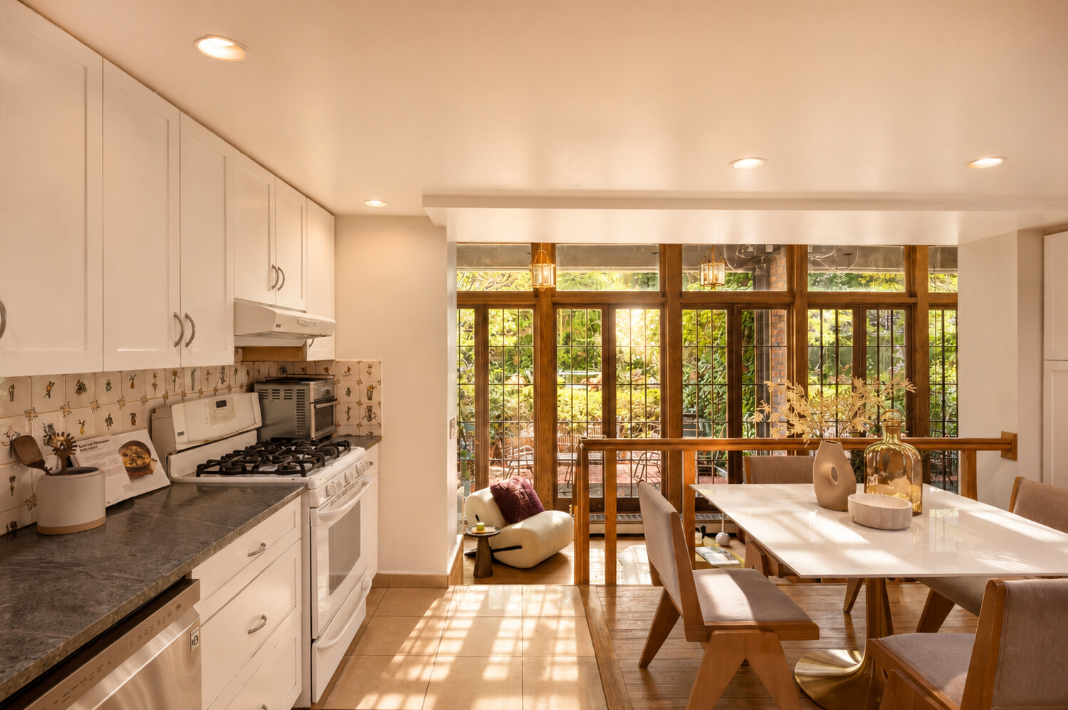 437 West 43rd Street 1G Clinton New York NY 10036