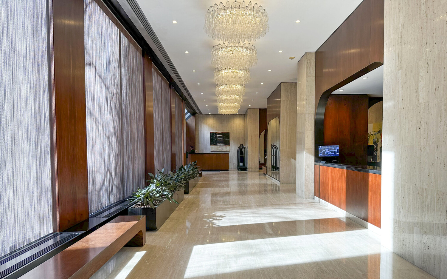 425 East 58th Street 22H Sutton Place New York NY 10022