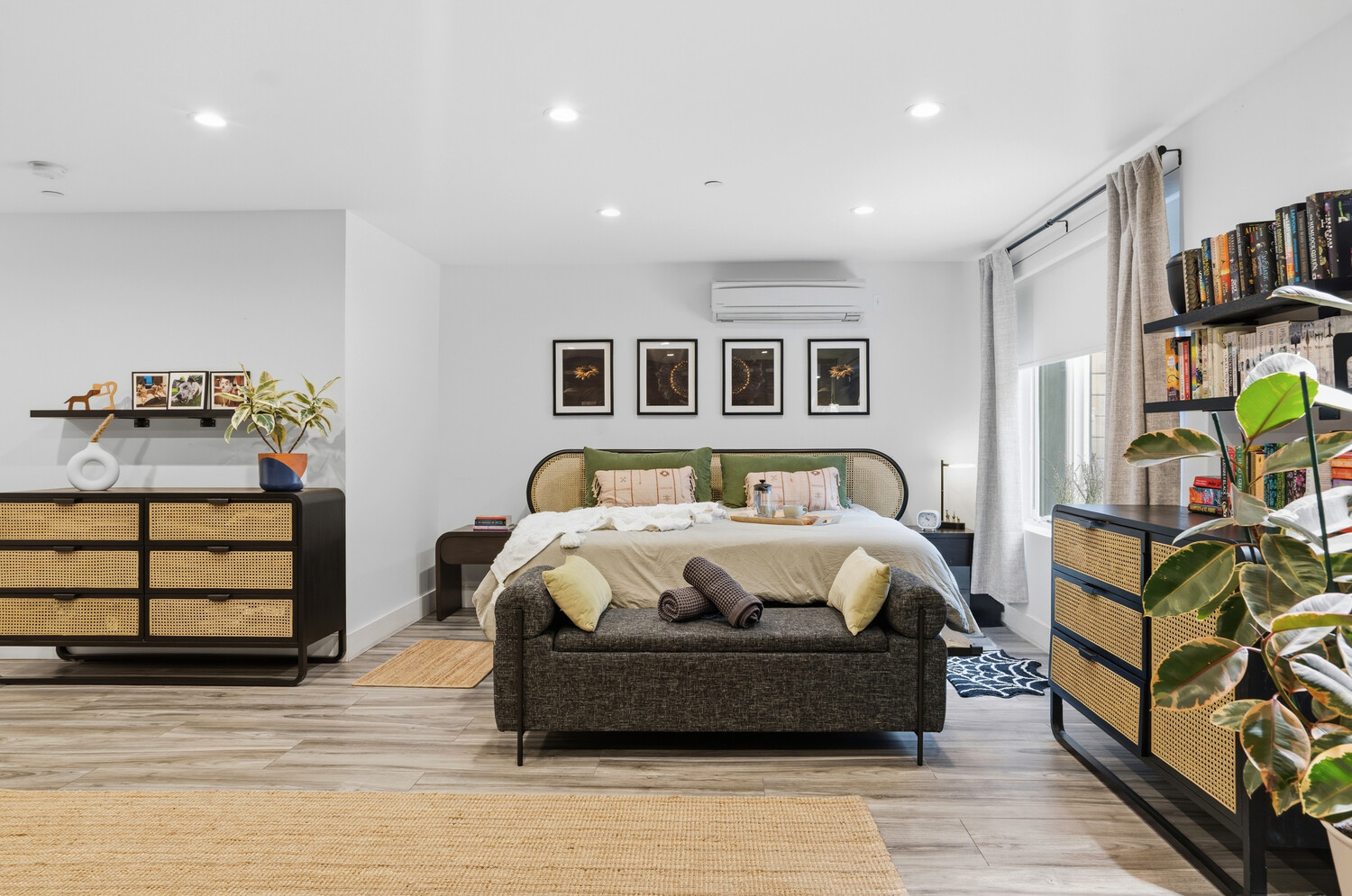 11 Conselyea Street 1B Williamsburg Brooklyn NY 11211