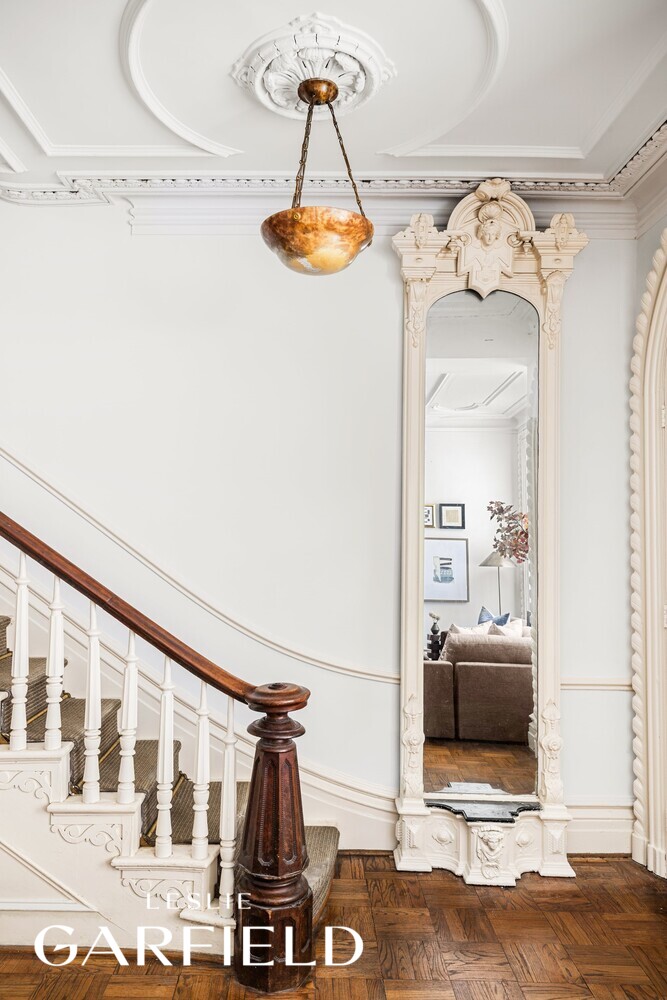 305 East 18th Street Gramercy Park New York NY 10003