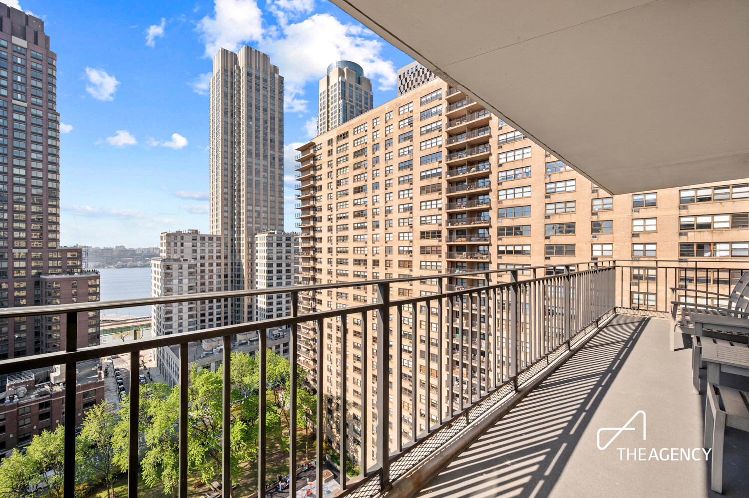 185 West End Avenue 19C Lincoln Square New York NY 10023