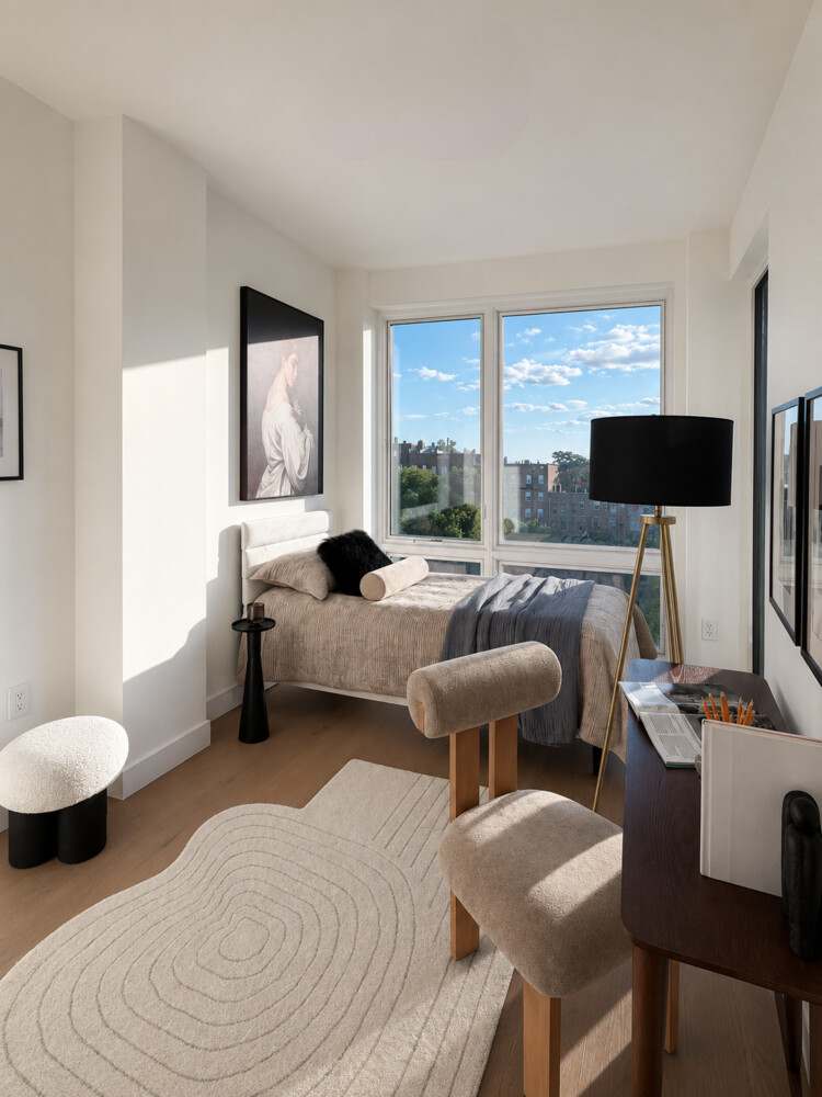 379 Ocean Parkway 7B Kensington Brooklyn NY 11218