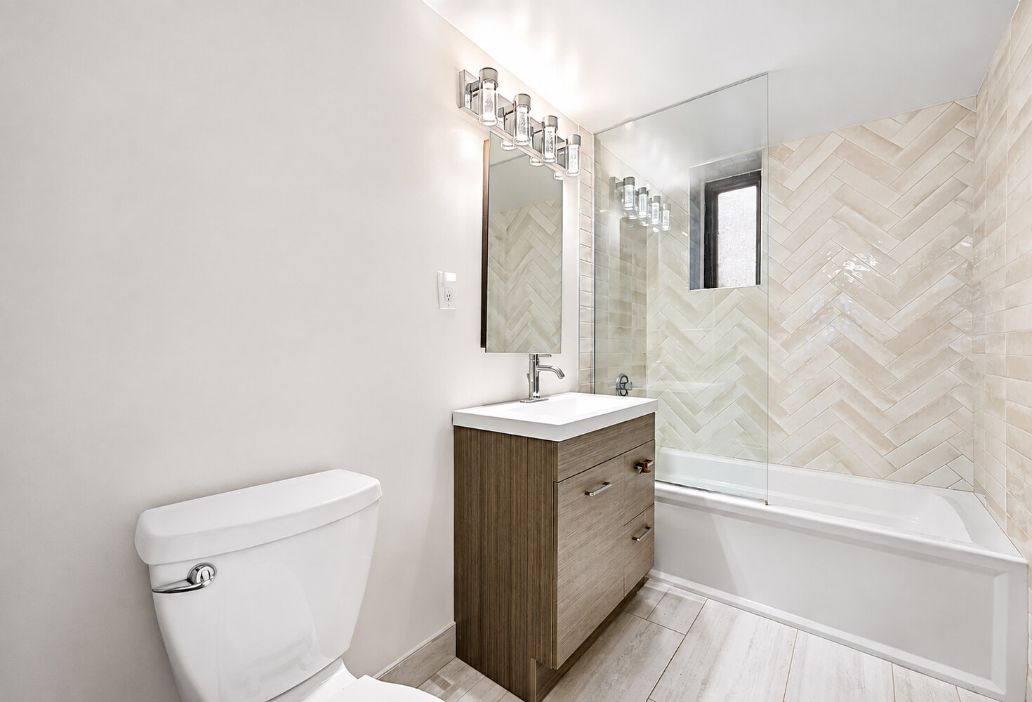 162 Ninth Avenue B Chelsea New York NY 10011