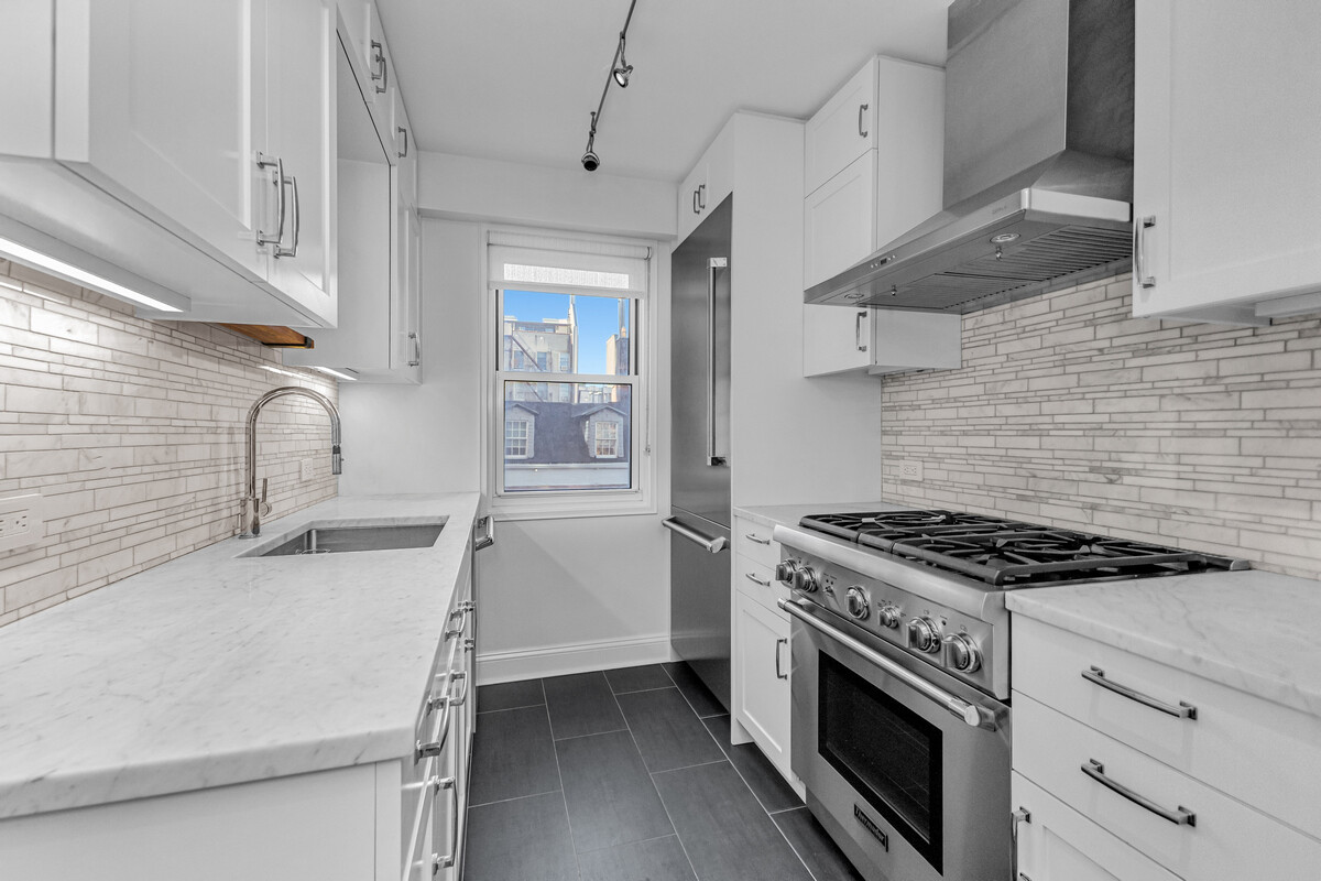 3 Sheridan Square 4D Greenwich Village New York NY 10014