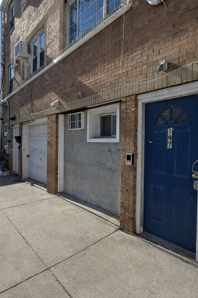 197 Beach 96th Street Hammels Queens NY 11693