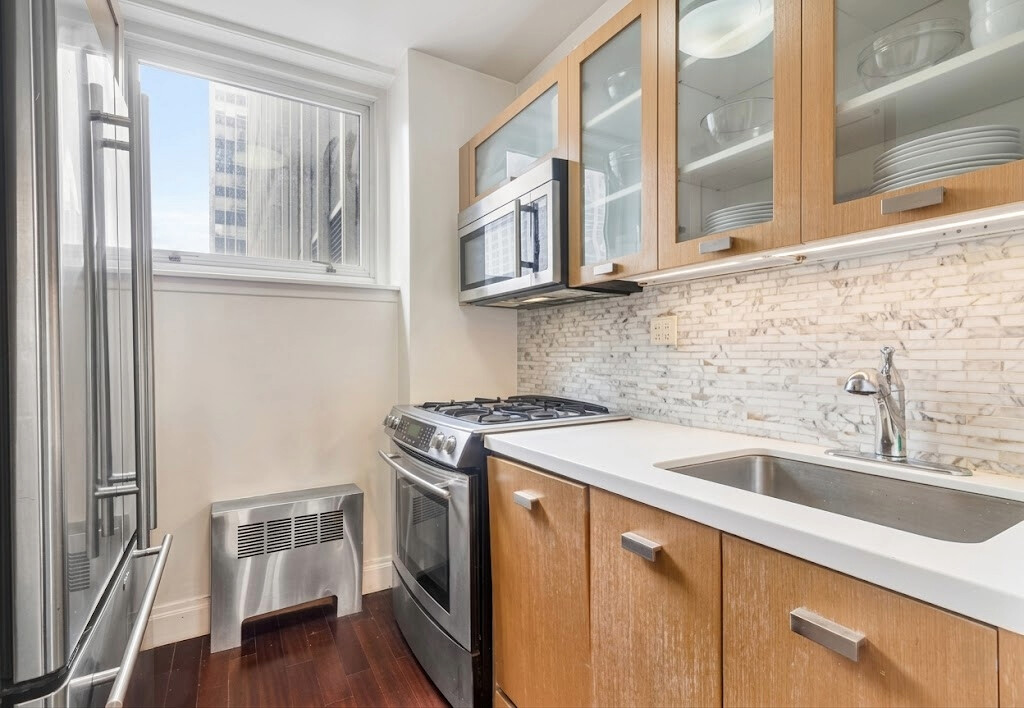 212 East 47th Street APT24A Turtle Bay New York NY 10017