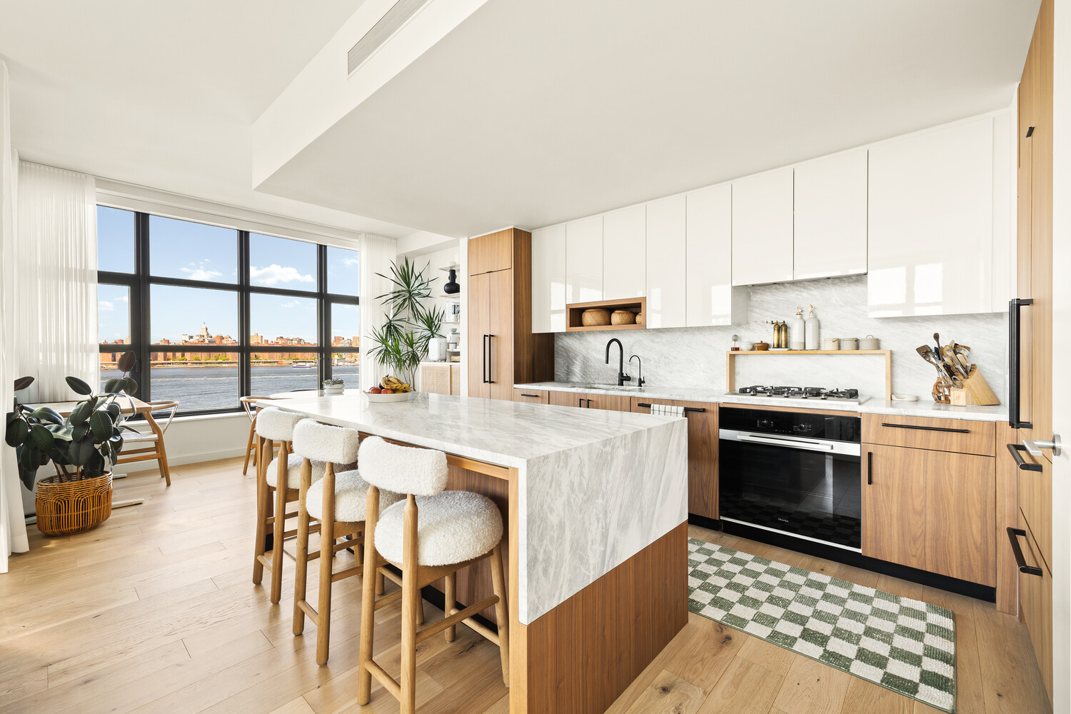 29 Huron Street 6CW Greenpoint Brooklyn NY 11222