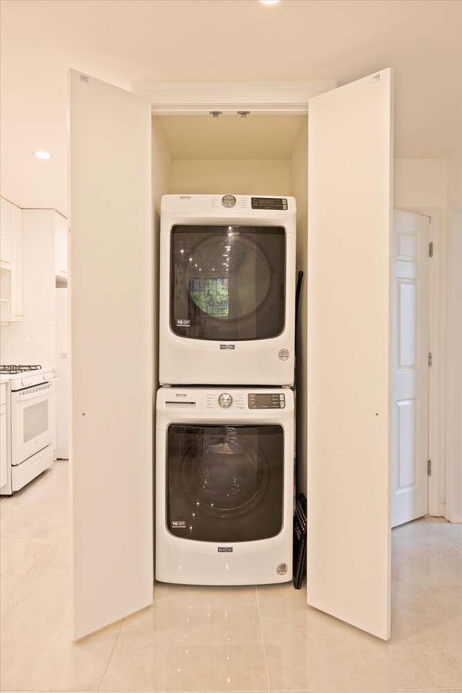 385 Vernon Avenue UNIT2A Bedford Stuyvesant Brooklyn NY 11206
