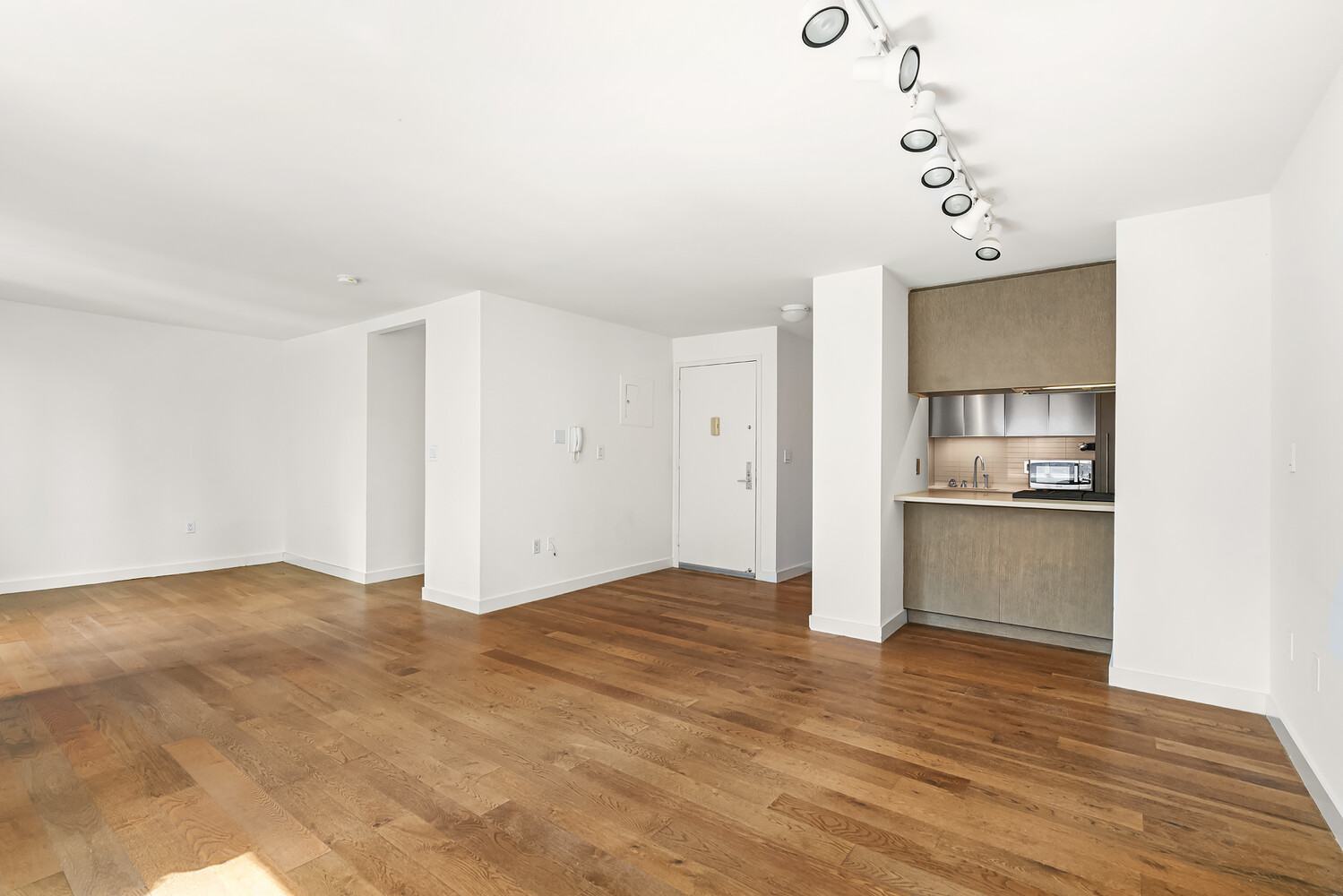 225 Rector Place 11S Battery Park City New York NY 10280