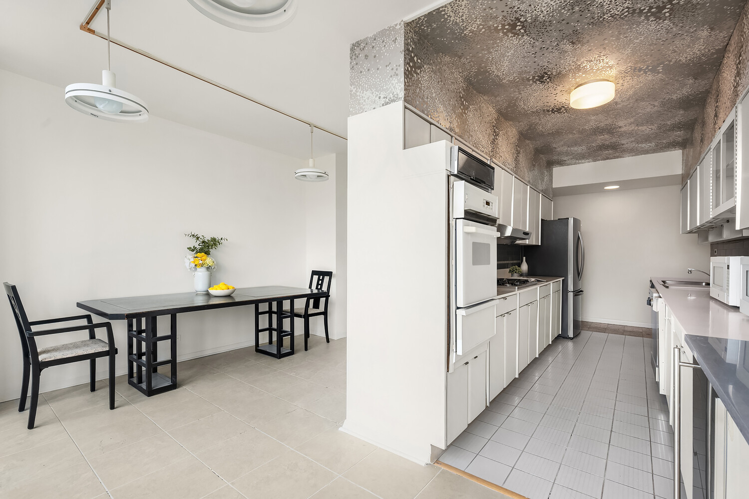 860 United Nations Plaza 27/28C Beekman Place New York NY 10017