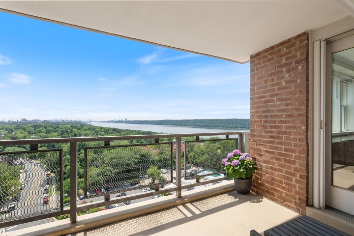 5700 Arlington Avenue 17U Riverdale Bronx NY 10471