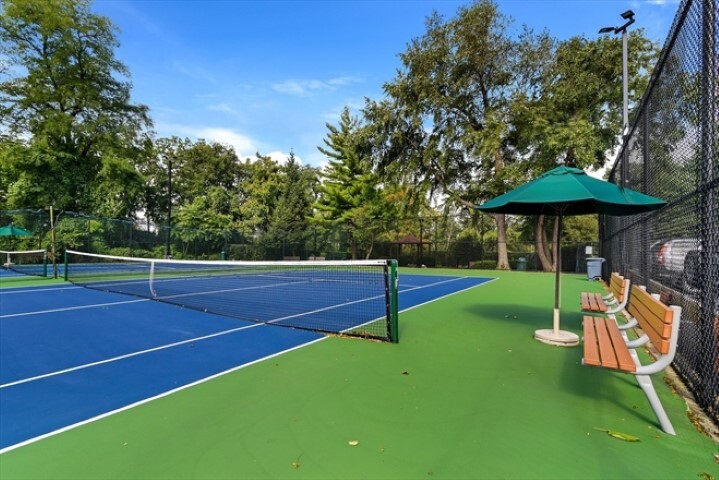 5700 Arlington Avenue 22N Riverdale Bronx NY 10471