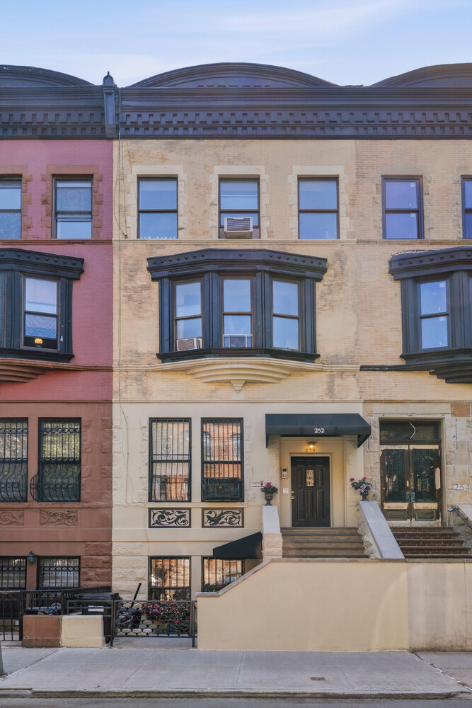 252 West 136th Street West Harlem New York NY 10030