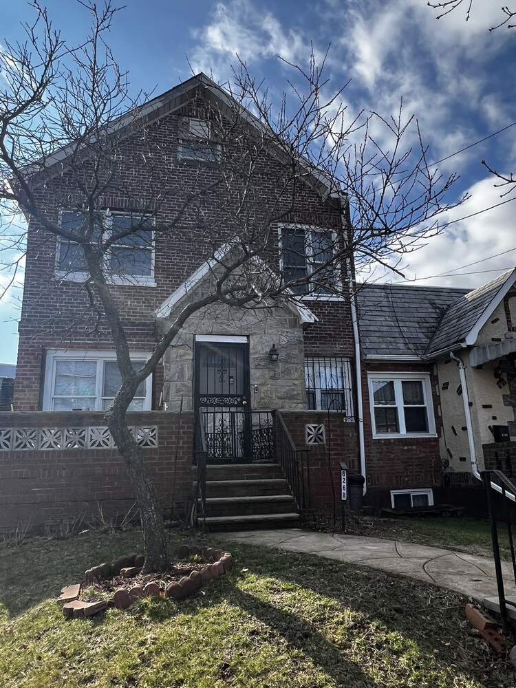 62-68 60th Avenue Maspeth Queens NY 11378