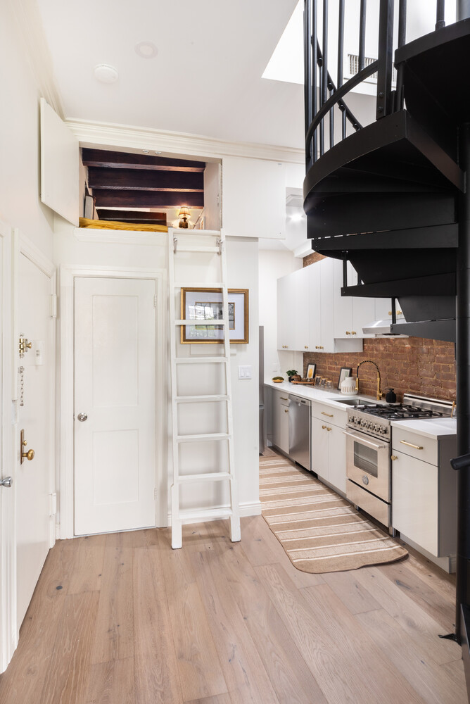 212 East 70th Street Upper East Side New York NY 10021