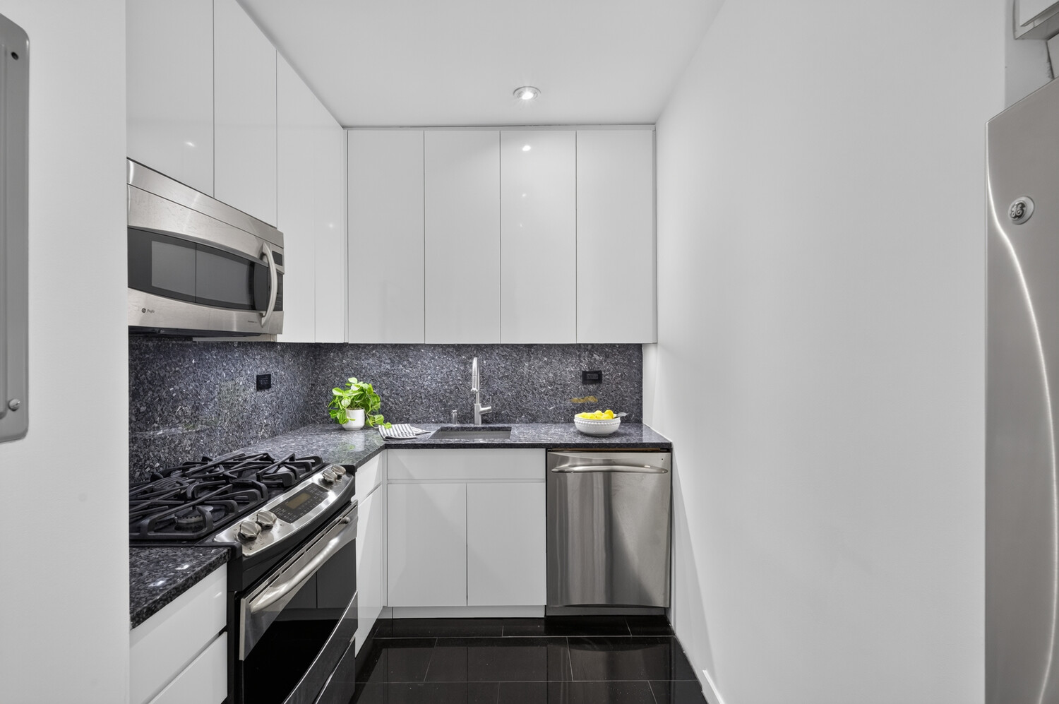 155 East 34th Street 20K Murray Hill New York NY 10016
