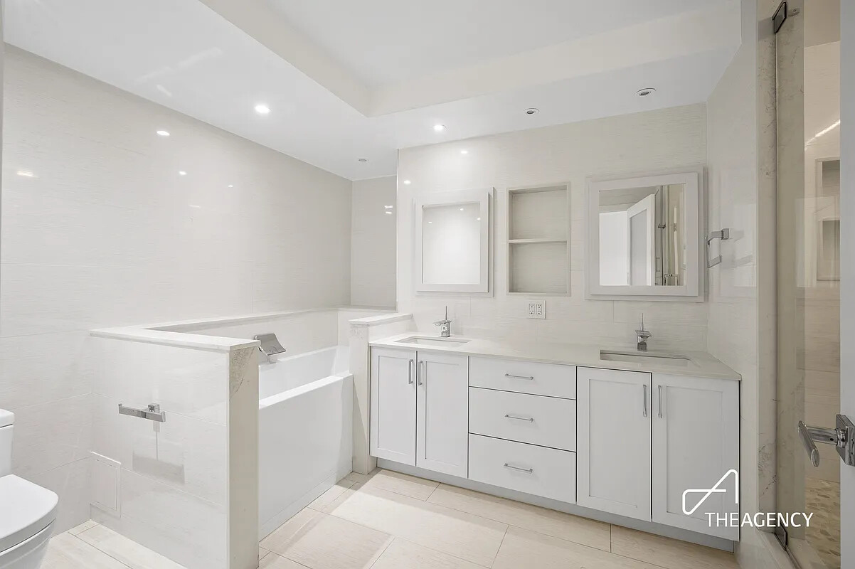 200 East 84th Street 14ABC Upper East Side New York NY 10028