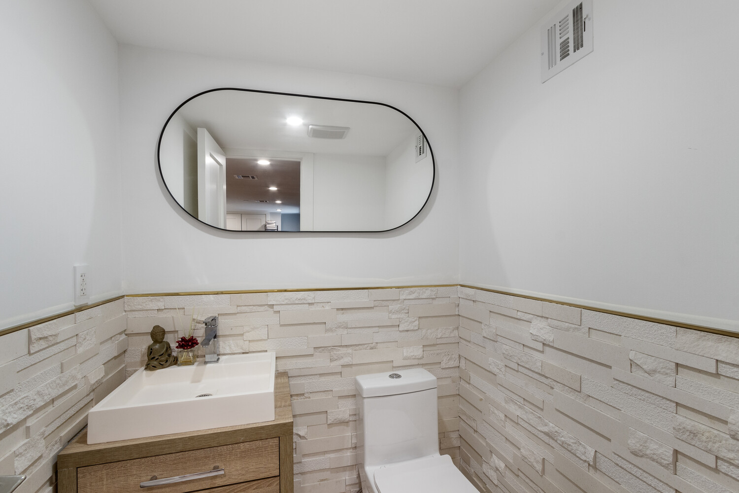 573 Gates Avenue 1R Bedford Stuyvesant Brooklyn NY 11221