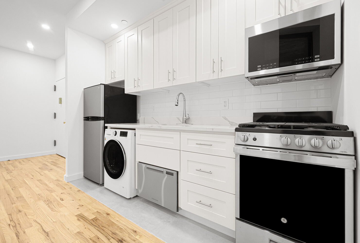 27 West 84th Street Upper West Side New York NY 10024