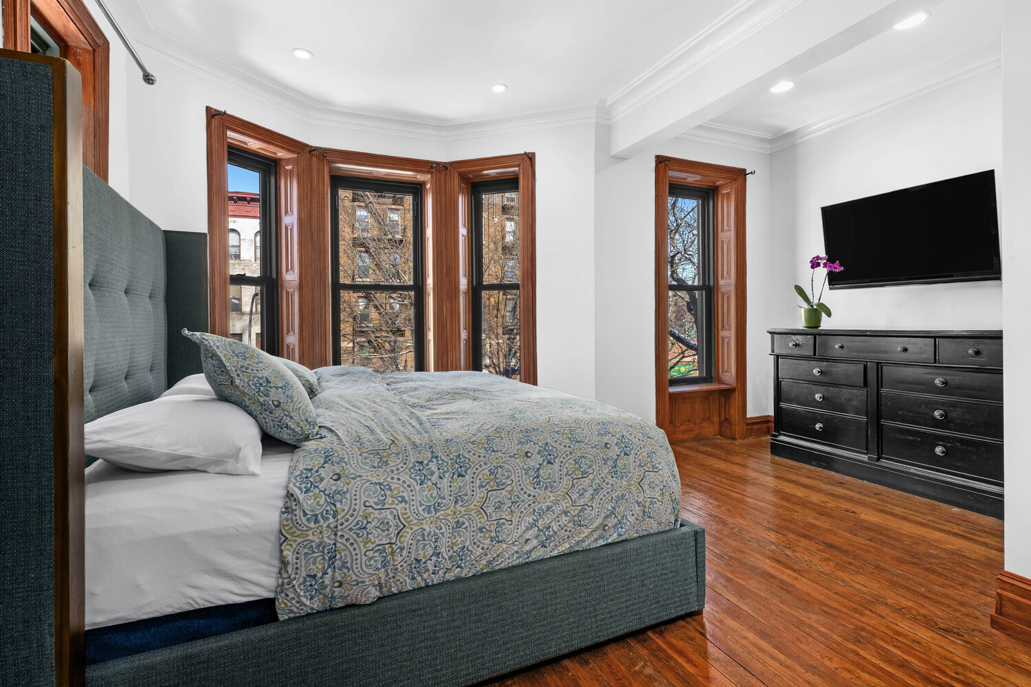 954 Park Place Crown Heights Brooklyn NY 11213