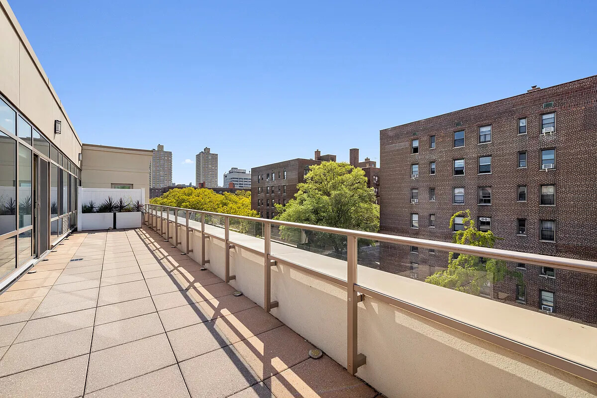 64-05 Yellowstone Blvd. 509P Forest Hills Queens NY 11375