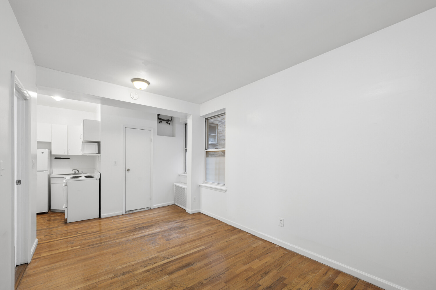 320 East 49th Street 35 Turtle Bay New York NY 10017