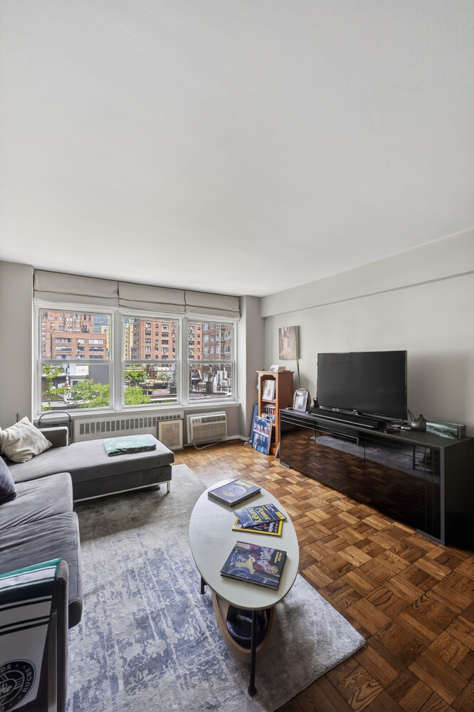 120 East 36th Street Murray Hill New York NY 10016