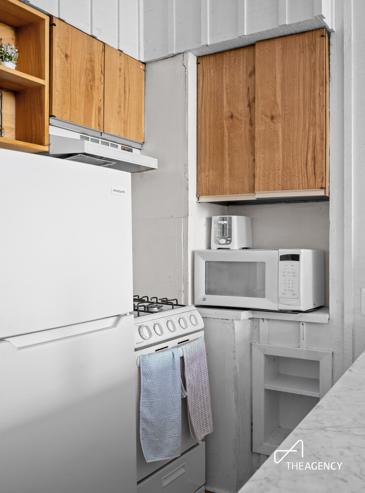147 Sullivan Street 2A Soho New York NY 10012