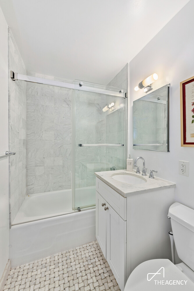 301 East 64th Street 15B Upper East Side New York NY 10065