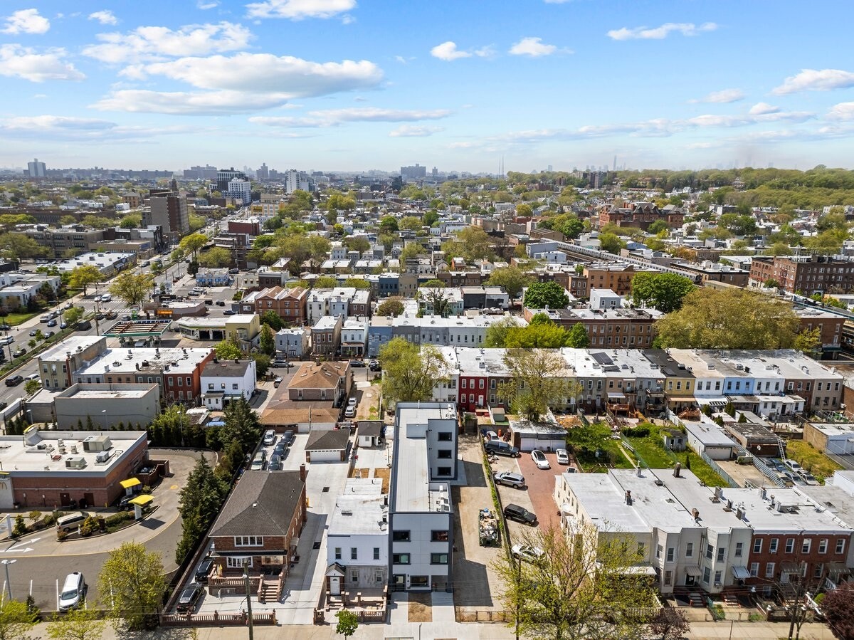 234 Norwood Avenue 3B Highland Park Brooklyn NY 11208