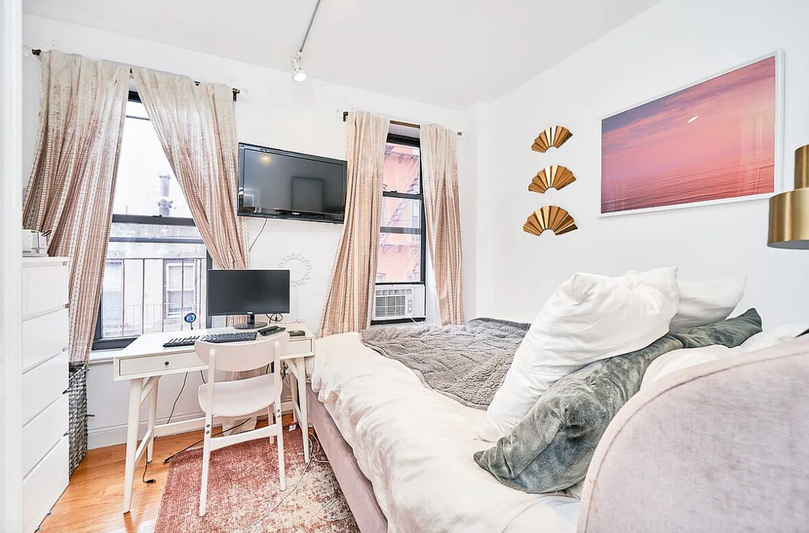172 Mulberry Street Little Italy New York NY 10013