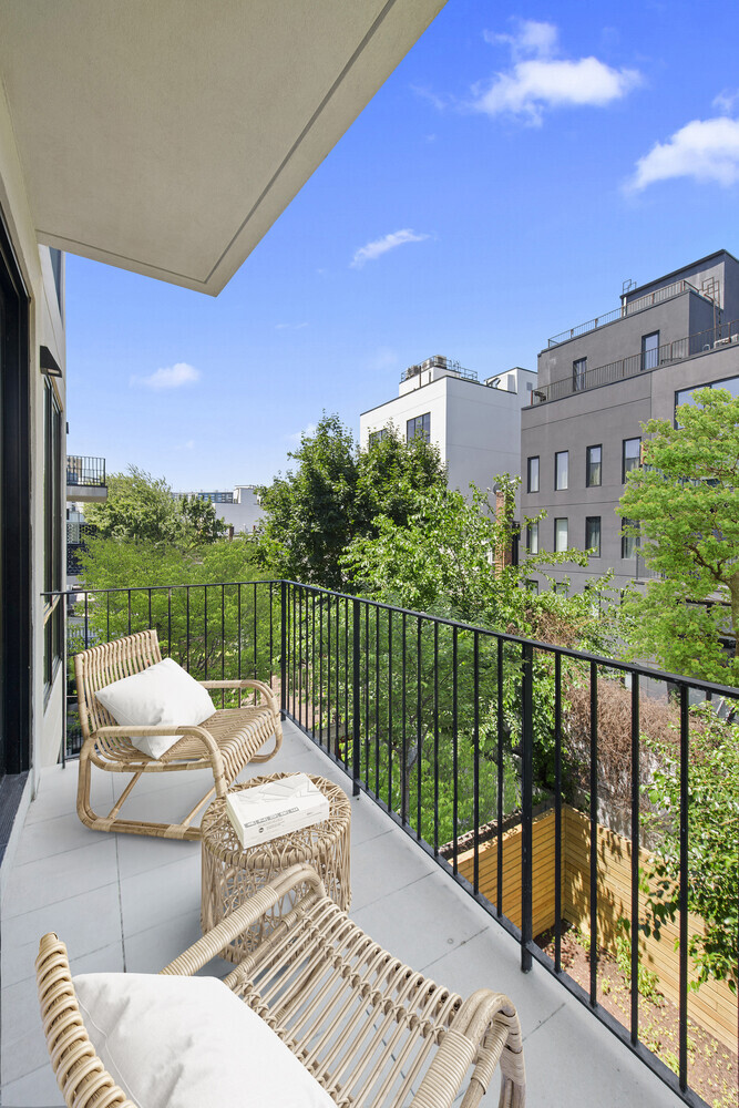 1019 Hancock Street 3R Bushwick Brooklyn NY 11221