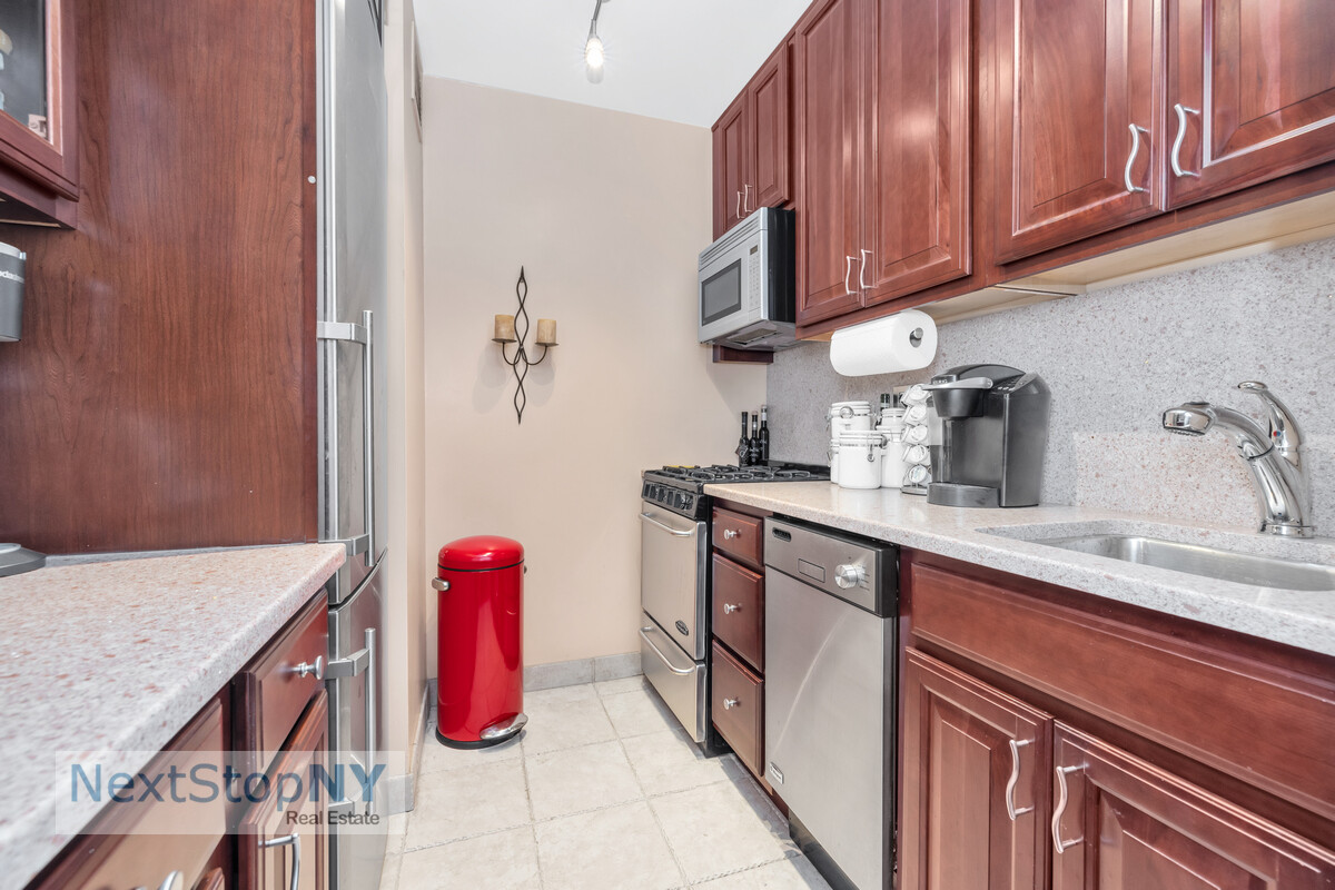 245 East 54th Street 20A Turtle Bay New York NY 10022