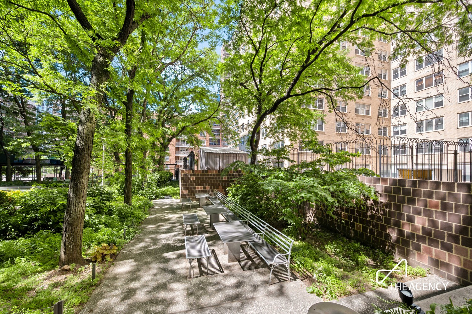305 East 24th Street Kips Bay New York NY 10010