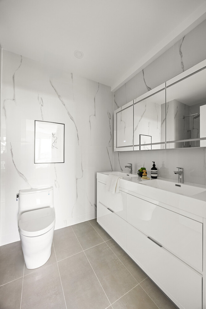 379 Ocean Parkway 5B Kensington Brooklyn NY 11218