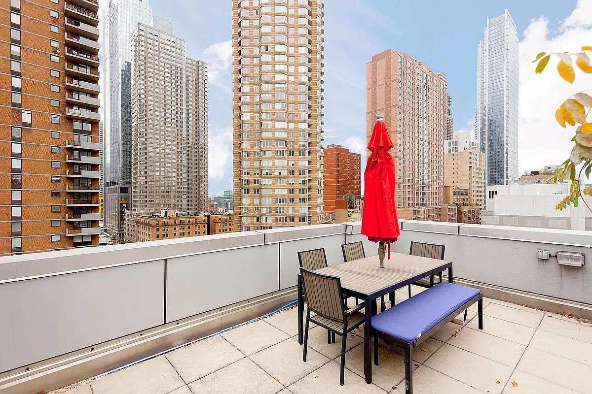 464 West 44th Street Clinton New York NY 10036