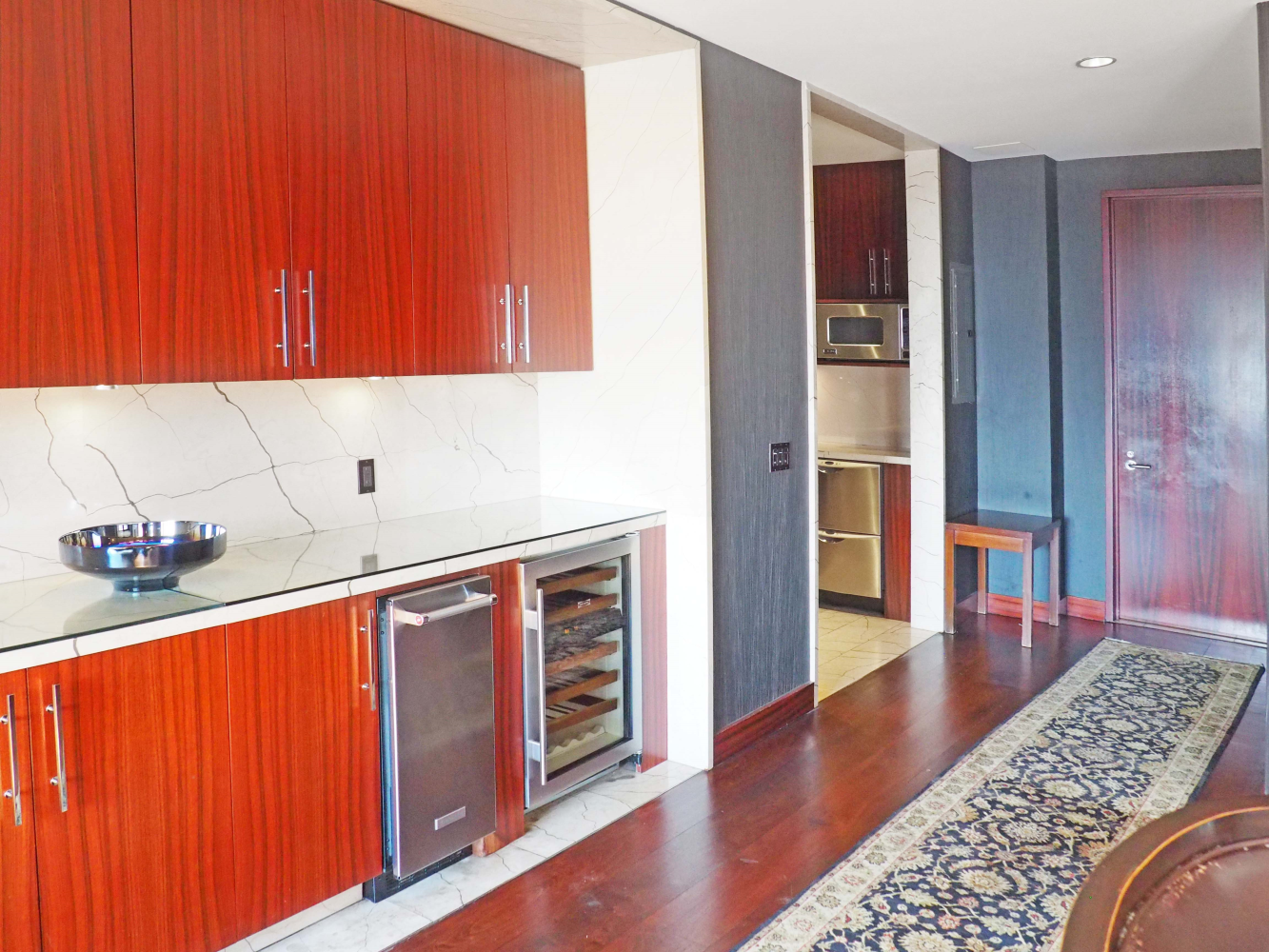 88 Greenwich Street, #522