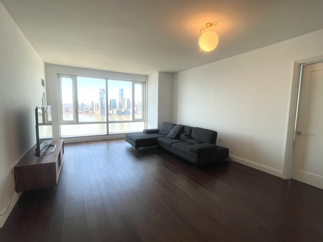 70 Little West Street 31C Battery Park City New York NY 10004