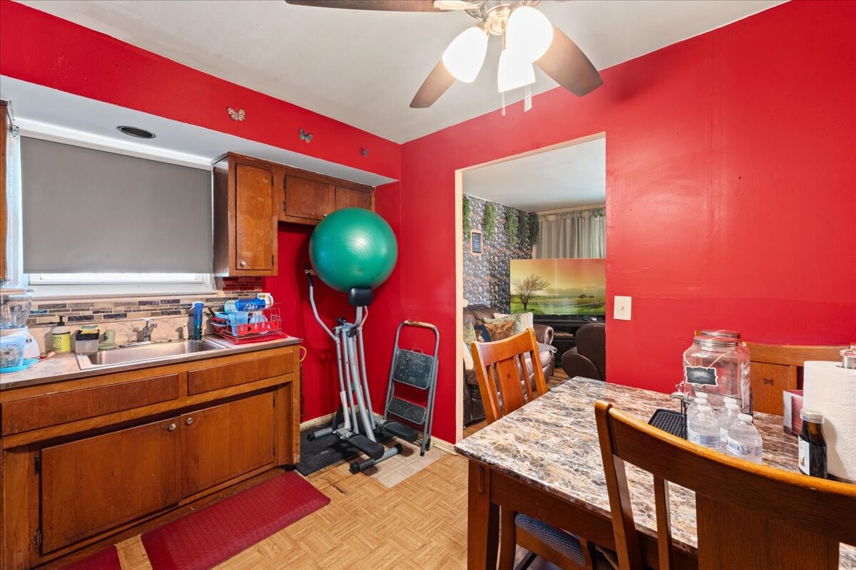 716 Hemlock Street City Line Brooklyn NY 11208