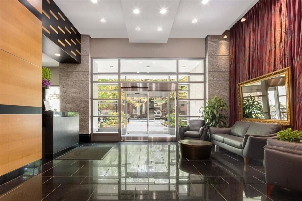 230 Ashland Place 27A Fort Greene Brooklyn NY 11217