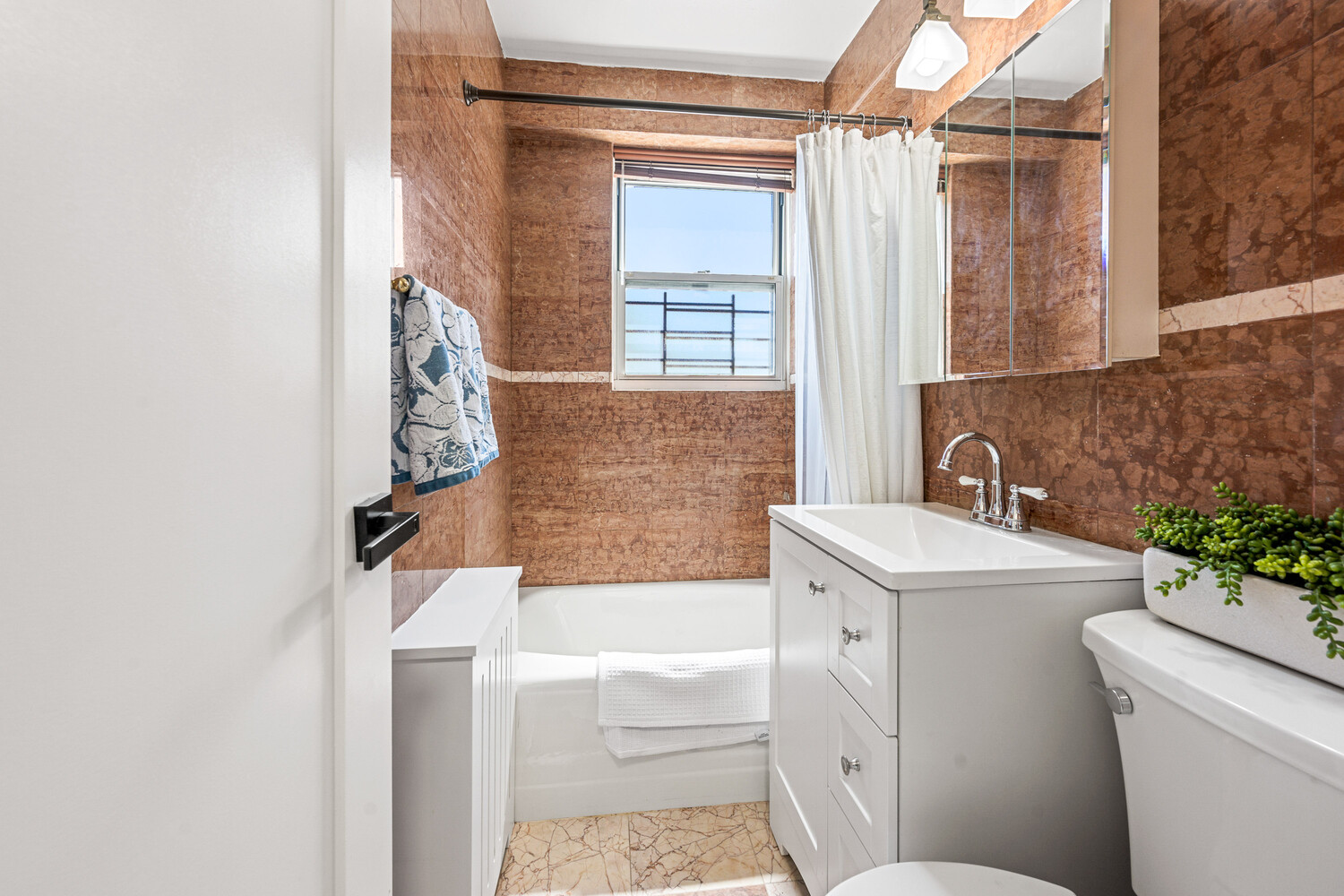 300 East 71st Street 15G Upper East Side New York NY 10021