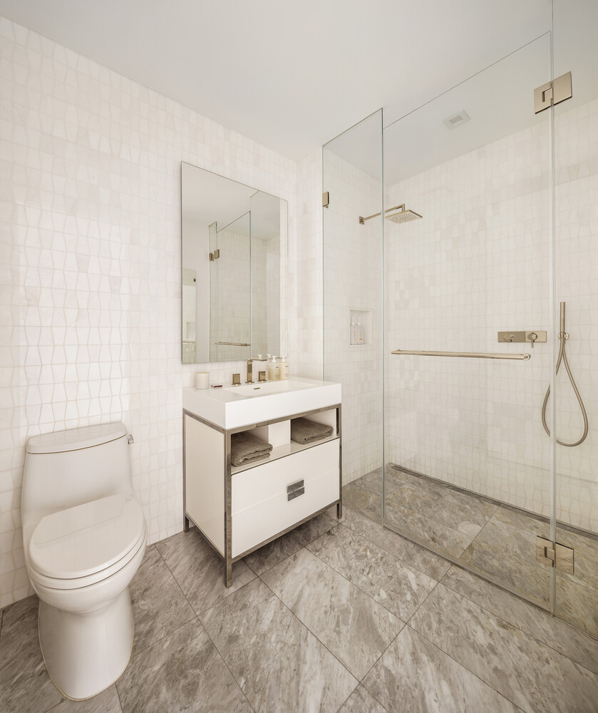 200 Amsterdam Avenue 7B Lincoln Square New York NY 10023