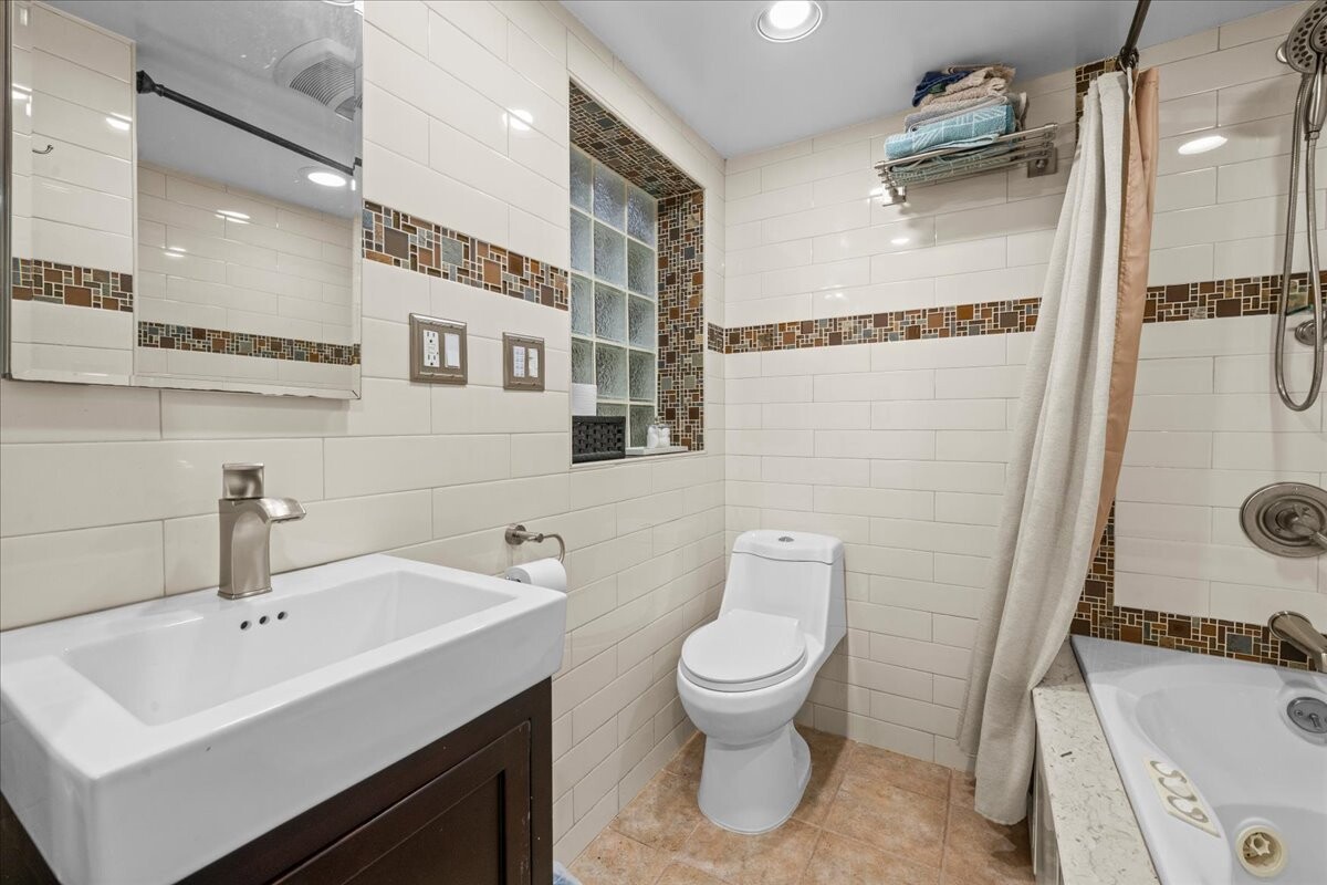 1728 East 33rd Street Marine Park Brooklyn NY 11234