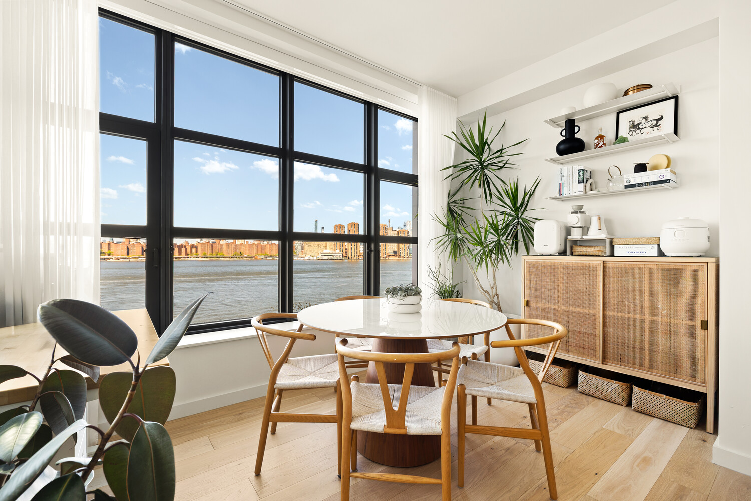 29 Huron Street 6CW Greenpoint Brooklyn NY 11222
