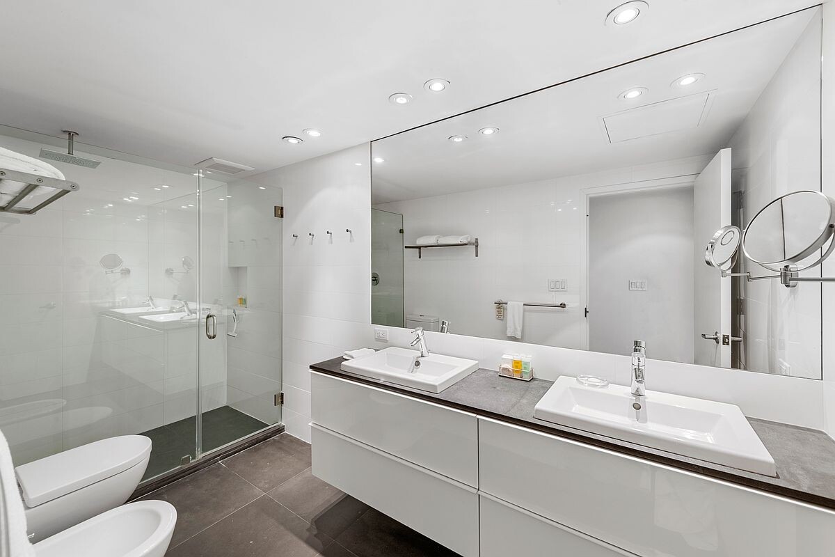 111 East 56th Street 1415 Midtown East New York NY 10022